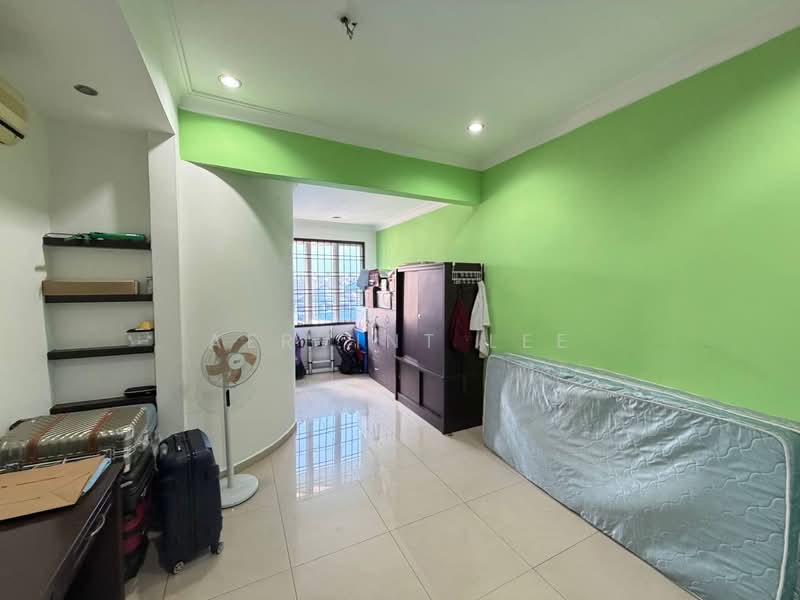 2-storey Terraced House for Sale in Taman Molek (Johor Bahru) - Aervint Lee - Interior - PropertyGuru.com.my