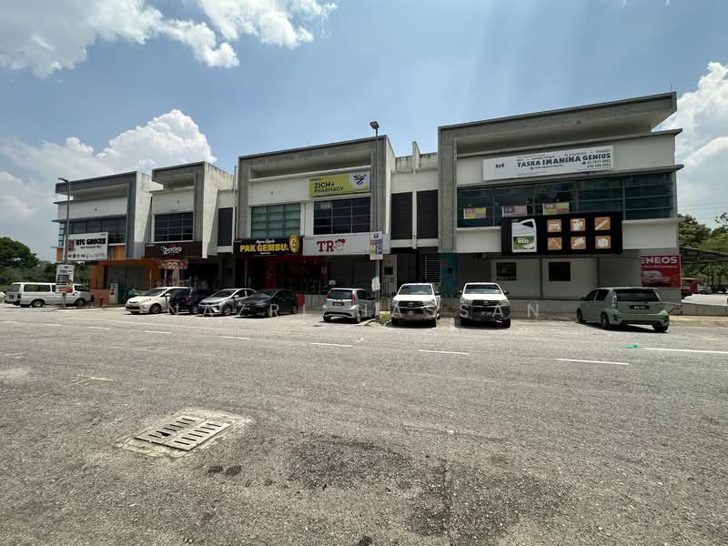 Shop / Office for Sale in Denai Alam (Shah Alam) - Nazri Hassan - Exterior - PropertyGuru.com.my