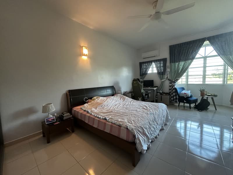 3-storey Terraced House for Sale in Tiger Lane (Ipoh) - Ck Max - Bedroom - PropertyGuru.com.my