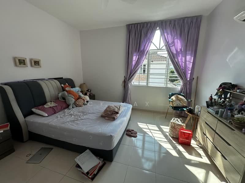 3-storey Terraced House for Sale in Tiger Lane (Ipoh) - Ck Max - Bedroom - PropertyGuru.com.my