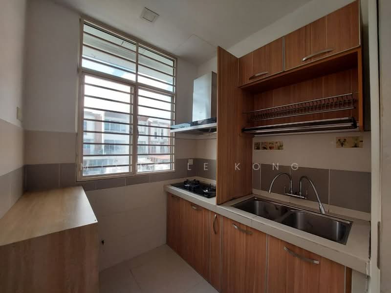 Condominium for Rent at Cascadia Lake Vista - Michelle Kong - Kitchen - PropertyGuru.com.my