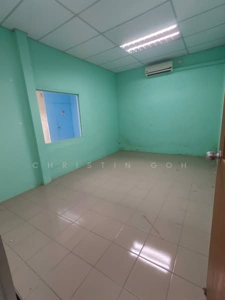 Shop for Rent in Johor Bahru (Johor) - Christin Goh - Interior - PropertyGuru.com.my
