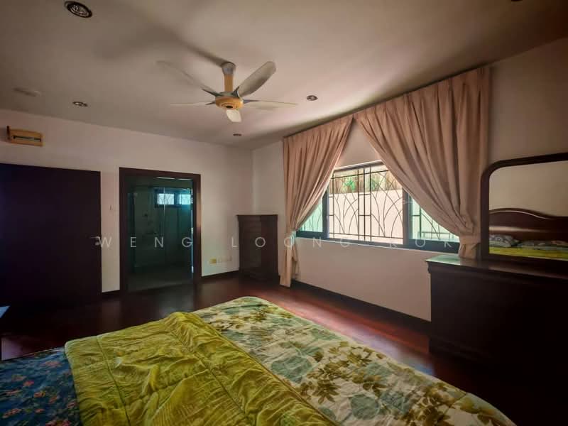 Rumah Banglo untuk Dijual di Taman Perwira Dua (Ampang) - Weng Loong Kok - Bedroom - PropertyGuru.com.my