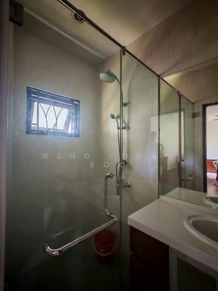 Rumah Banglo untuk Dijual di Taman Perwira Dua (Ampang) - Weng Loong Kok - Bathroom - PropertyGuru.com.my