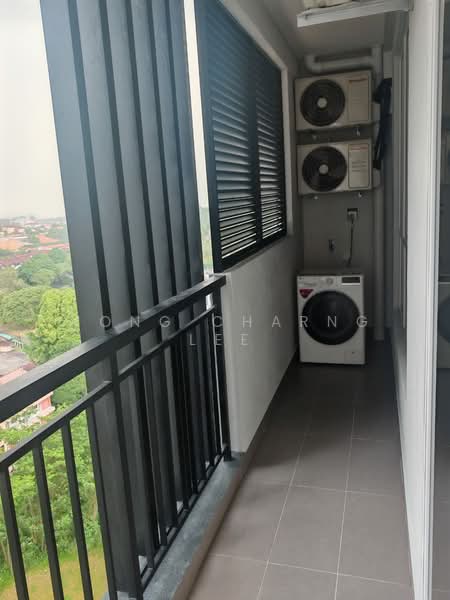 Servis Apartment untuk Disewa di TRELLIS RESIDENCES - Hong Charng Lee - Balcony - PropertyGuru.com.my
