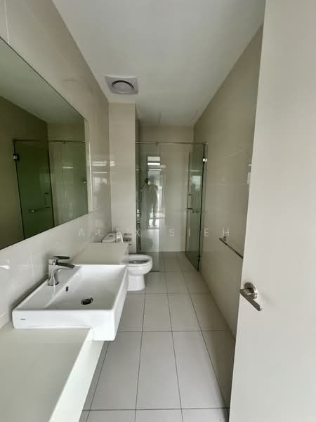 Semi-Detached House for Rent in Iskandar Puteri (Nusajaya) (Johor) - Alex Sieh - Bathroom - PropertyGuru.com.my