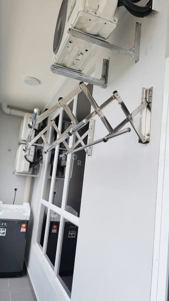 Servis Apartment untuk Disewa di TRELLIS RESIDENCES - Hong Charng Lee - Balcony - PropertyGuru.com.my