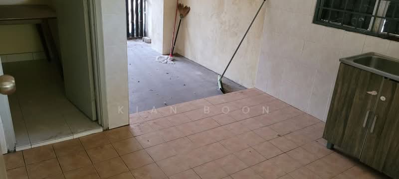 2-storey Terraced House for Sale in Taman Tasik Prima (Puchong) - Kian Boon - Kitchen - PropertyGuru.com.my