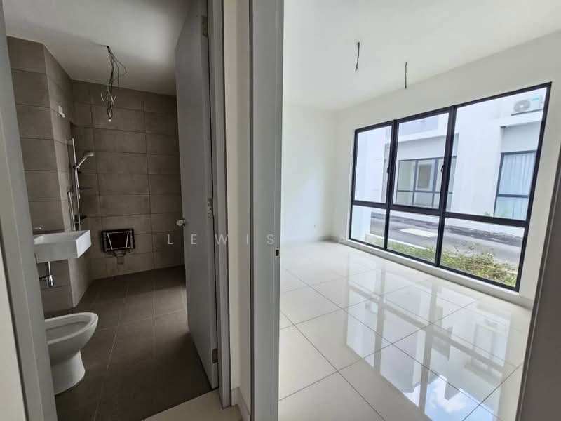 2-storey Terraced House for Sale in Jade Hills (Kajang) - Lewis Tam - PropertyGuru.com.my
