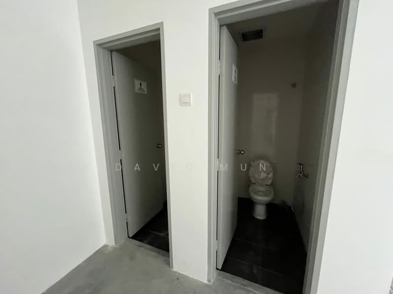 Kilang untuk Disewa di Banting (Banting) - David Mun - Bathroom - PropertyGuru.com.my