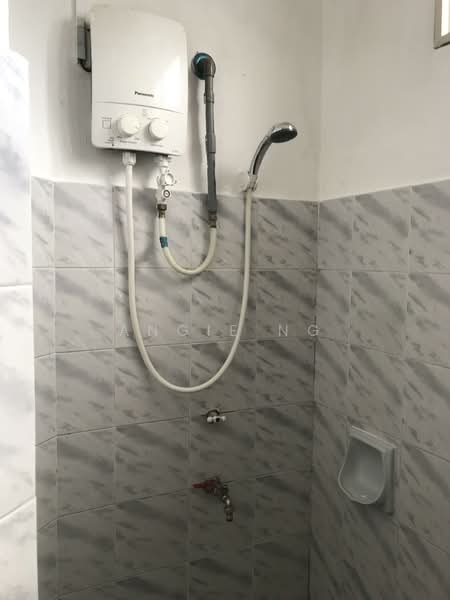 Terraced House for Sale in Petaling Jaya (Selangor) - Angie Ng - Bathroom - PropertyGuru.com.my