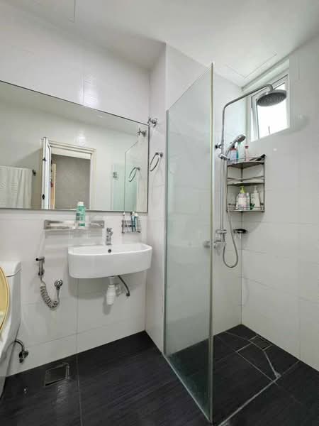 Servis Apartment untuk Dijual di Twin Galaxy (Dwi Galaksi) - Lesley Tan - Bathroom - PropertyGuru.com.my