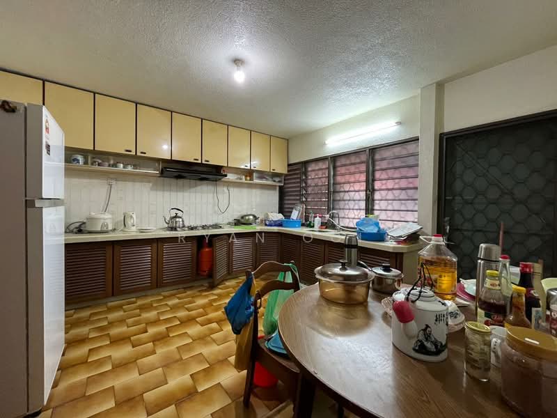 Rumah Berkembar untuk Dijual di Taman Bayu Baru (Alor Setar) - Ryan Ooi - Kitchen - PropertyGuru.com.my