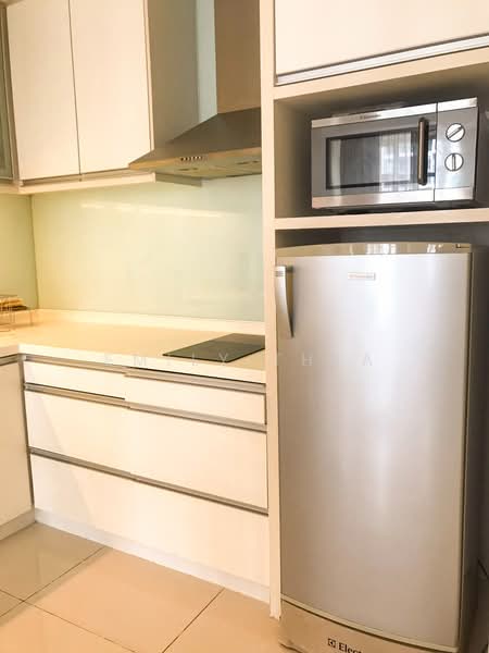 Kondominium untuk Dijual di Cormar Suites (Fraser Place (Lot 163)) - Emily Thea - Kitchen - PropertyGuru.com.my