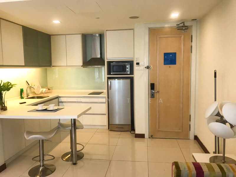 Kondominium untuk Dijual di Cormar Suites (Fraser Place (Lot 163)) - Emily Thea - Kitchen - PropertyGuru.com.my