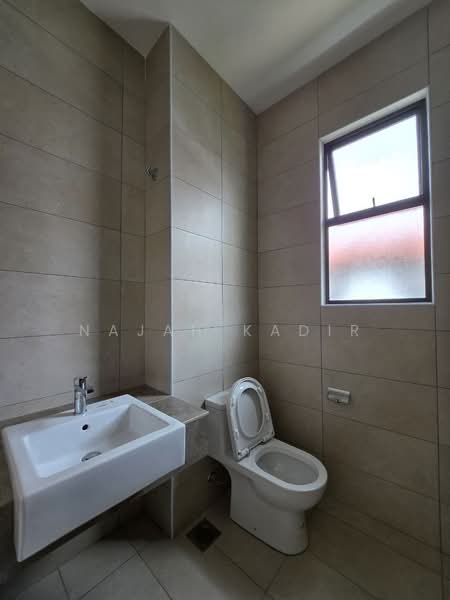 2-storey Terraced House for Sale in Setia Safiro (Cyberjaya) - Najah Kadir - Bathroom - PropertyGuru.com.my