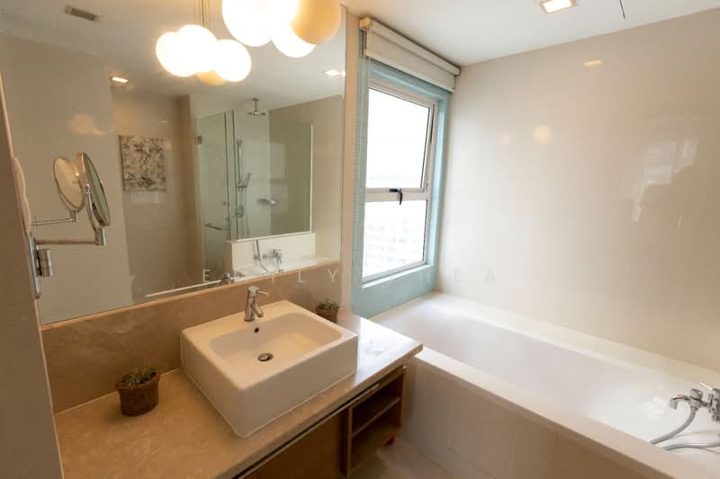 Condominium for Sale at Cormar Suites (Fraser Place (Lot 163)) - Emily Thea - Bathroom - PropertyGuru.com.my