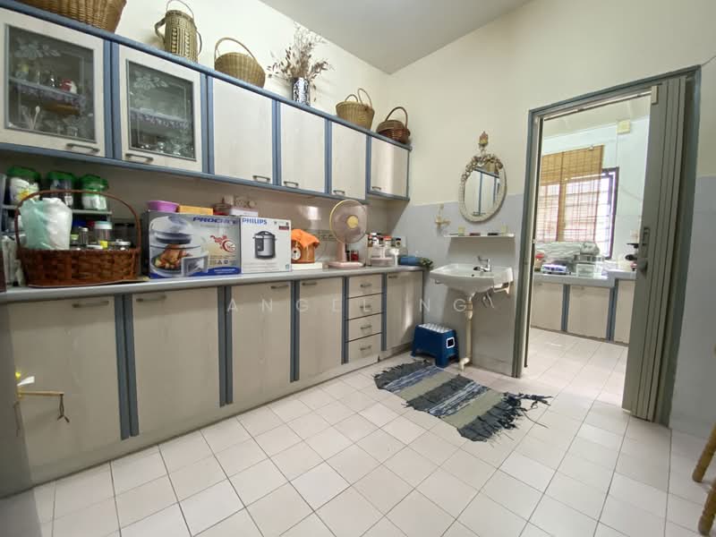 Rumah Teres untuk Dijual di Ampang Jaya (Ampang) - Angel Ng - Kitchen - PropertyGuru.com.my