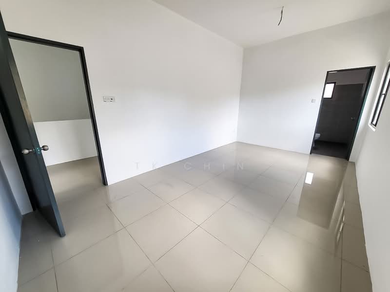 Rumah Berkembar untuk Dijual di Taman Scientex Rawang (Rawang) - TK Chin - Interior - PropertyGuru.com.my