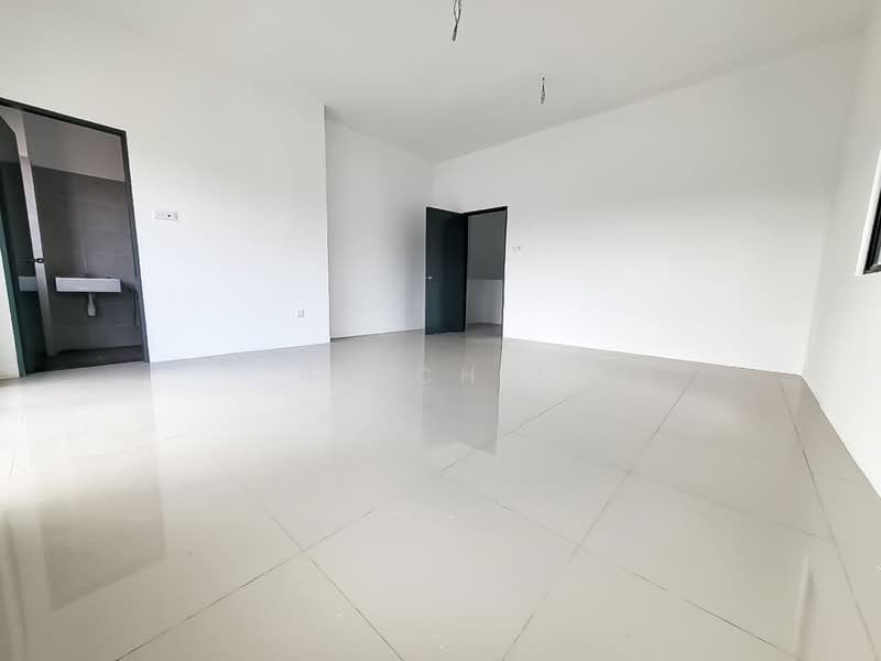 Rumah Berkembar untuk Dijual di Taman Scientex Rawang (Rawang) - TK Chin - Interior - PropertyGuru.com.my