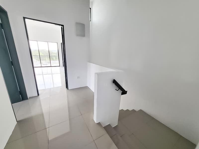 Rumah Berkembar untuk Dijual di Taman Scientex Rawang (Rawang) - TK Chin - Interior - PropertyGuru.com.my
