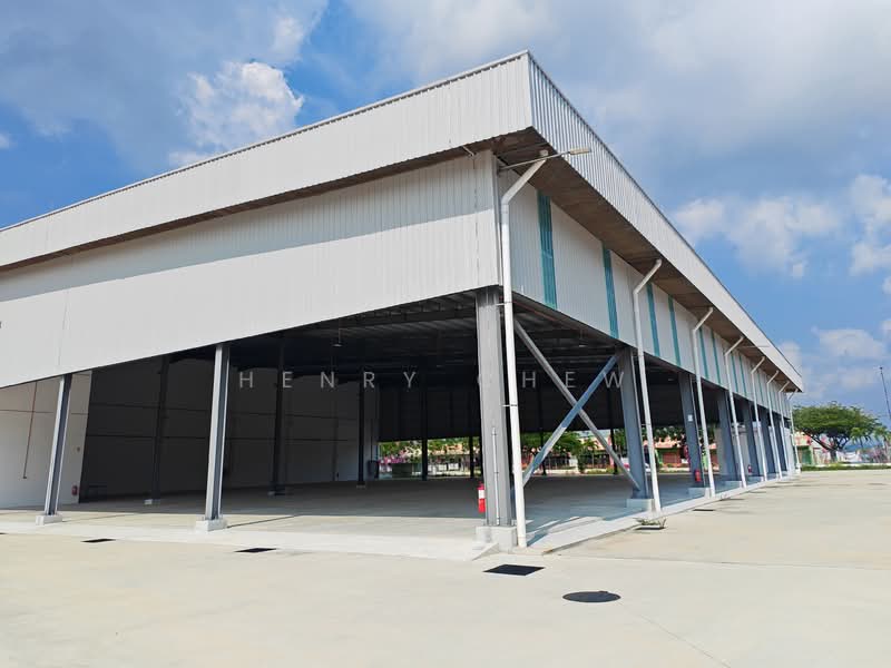 Semi-D Factory for Rent in Nilai (Negeri Sembilan) - Henry Chew - Exterior - PropertyGuru.com.my