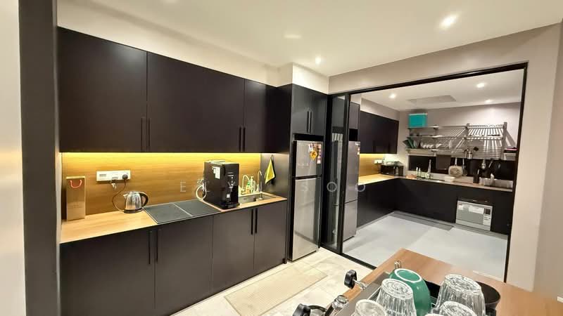 Rumah Teres 2 Tingkat untuk Disewa di Bandar Rimbayu (Telok Panglima Garang) - Elyn Soo - Kitchen - PropertyGuru.com.my