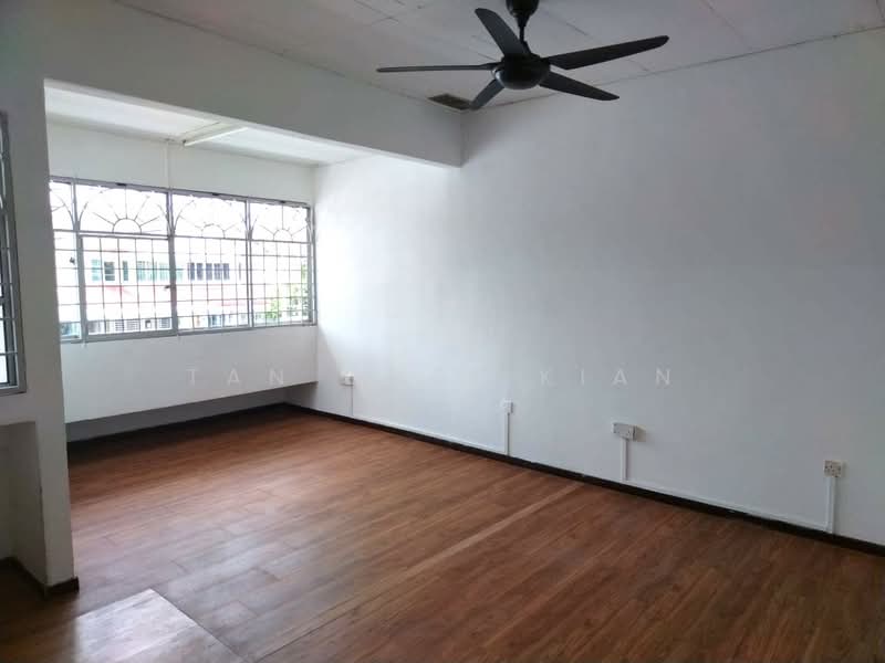 Rumah Teres untuk Disewa di Bandar Sunway (Sunway) - Tan Chee Kian - Living Room - PropertyGuru.com.my