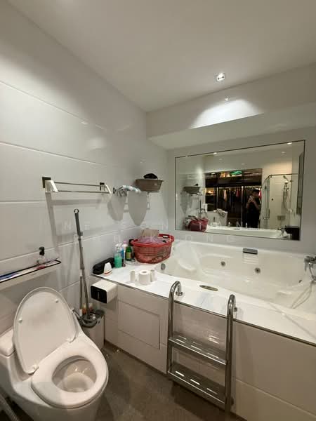 Cluster House for Sale in Taman Mount Austin (Tebrau) - Nelson Tan Poh Kiong - Bathroom - PropertyGuru.com.my