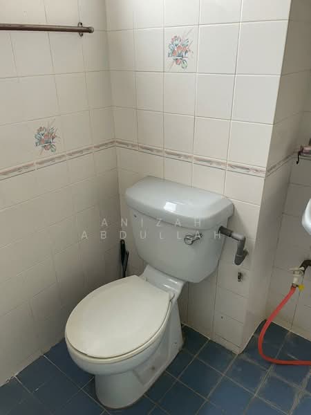 Kondominium untuk Disewa di Awana Puri - Anizah Abdullah - Bathroom - PropertyGuru.com.my