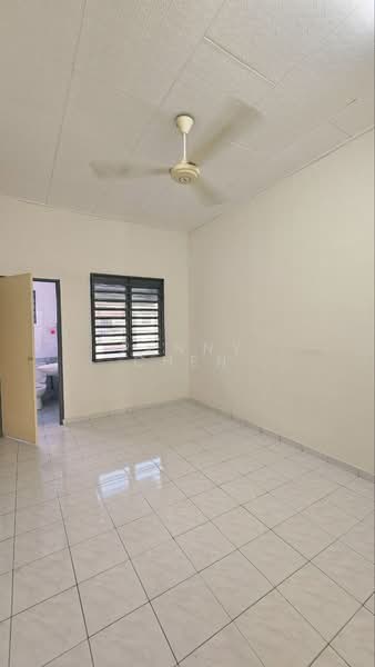 2-storey Terraced House for Sale in Ipoh Garden (Ipoh) - PENNY CHEN - Bedroom - PropertyGuru.com.my
