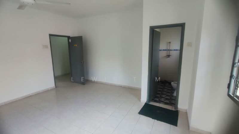 Rumah Teres 2 Tingkat untuk Dijual di Kajang (Selangor) - Lewis Tam - PropertyGuru.com.my