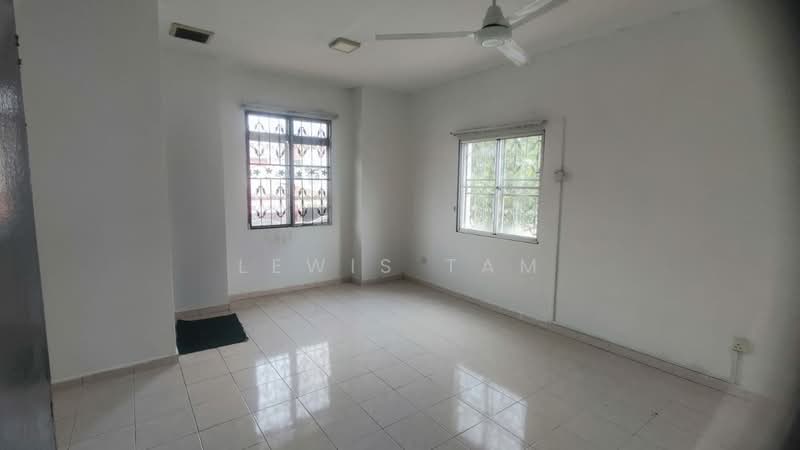 Rumah Teres 2 Tingkat untuk Dijual di Kajang (Selangor) - Lewis Tam - PropertyGuru.com.my