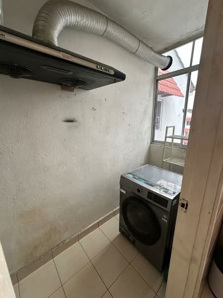 Untuk Disewa - Melawati Hillside Apartment