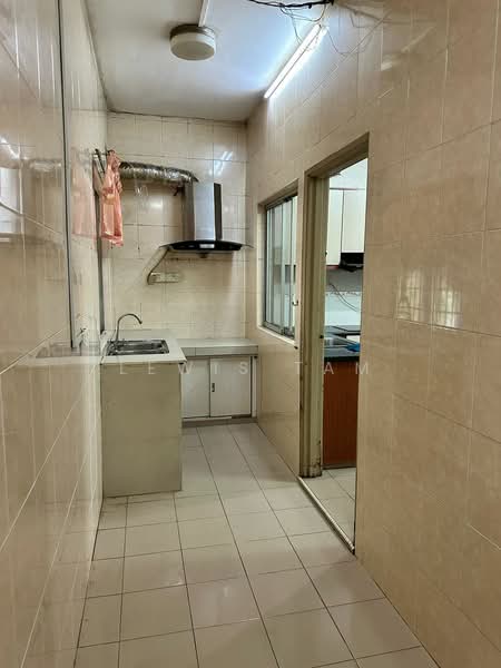 2.5-storey Terraced House for Sale in Puchong (Selangor) - Lewis Tam - PropertyGuru.com.my