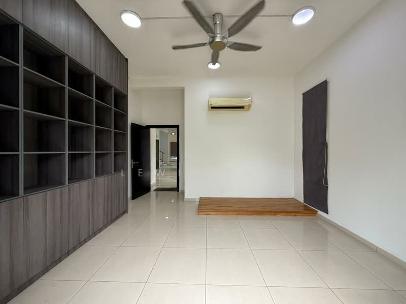 Bungalow for Sale in Jade Hills (Kajang) - Lewis Tam - PropertyGuru.com.my