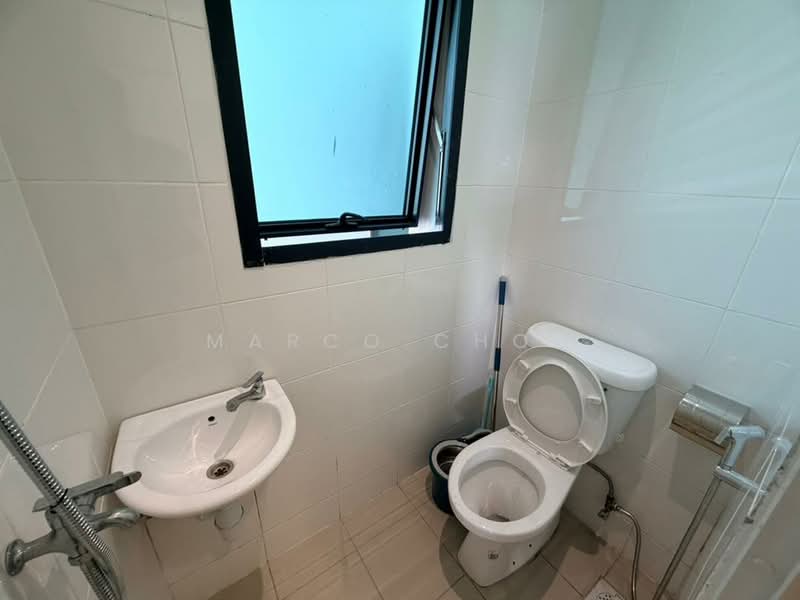 Condominium for Sale at The Marina View - Marco Choo - Bathroom - PropertyGuru.com.my