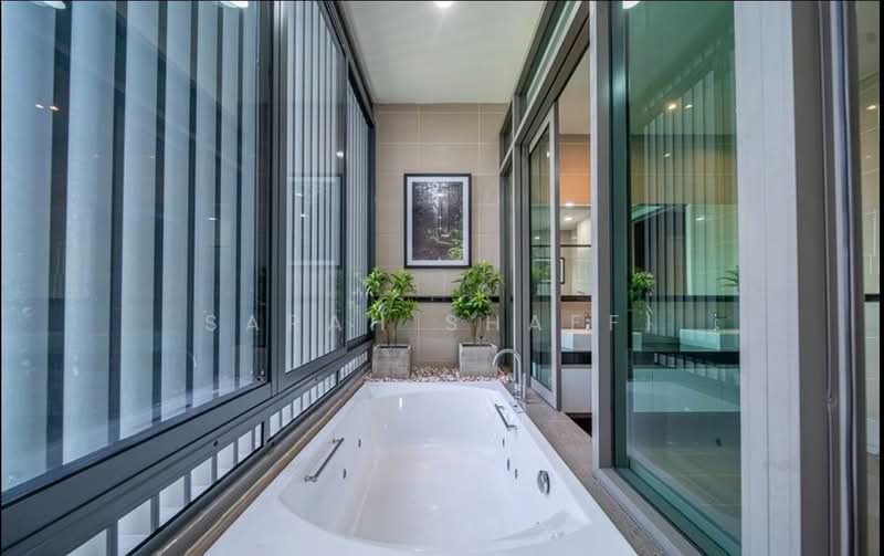 Condominium for Rent at Iskandar Residences - Sarah Shaffi - Bathroom - PropertyGuru.com.my