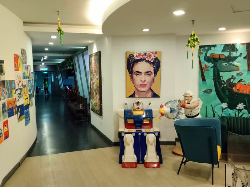 Warehouse for Rent in Seksyen 33 (Shah Alam) - Elyn Soo - Corridor - PropertyGuru.com.my