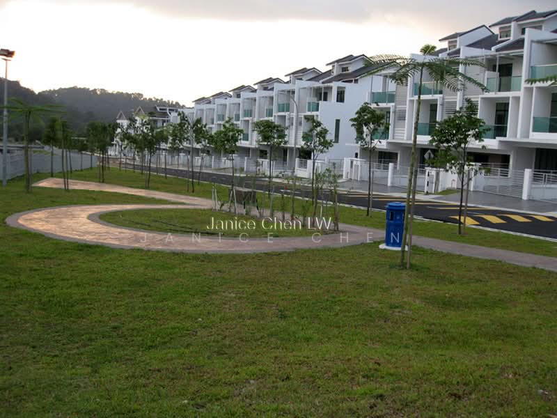 2.5-storey Terraced House for Sale in Puchong (Selangor) - Janice Chen - Exterior - PropertyGuru.com.my