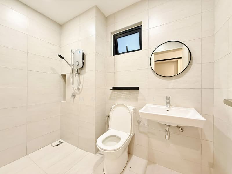 Servis Apartment untuk Disewa di Residensi Ava @ Kiara Bay - Gimming Lee - Bathroom - PropertyGuru.com.my