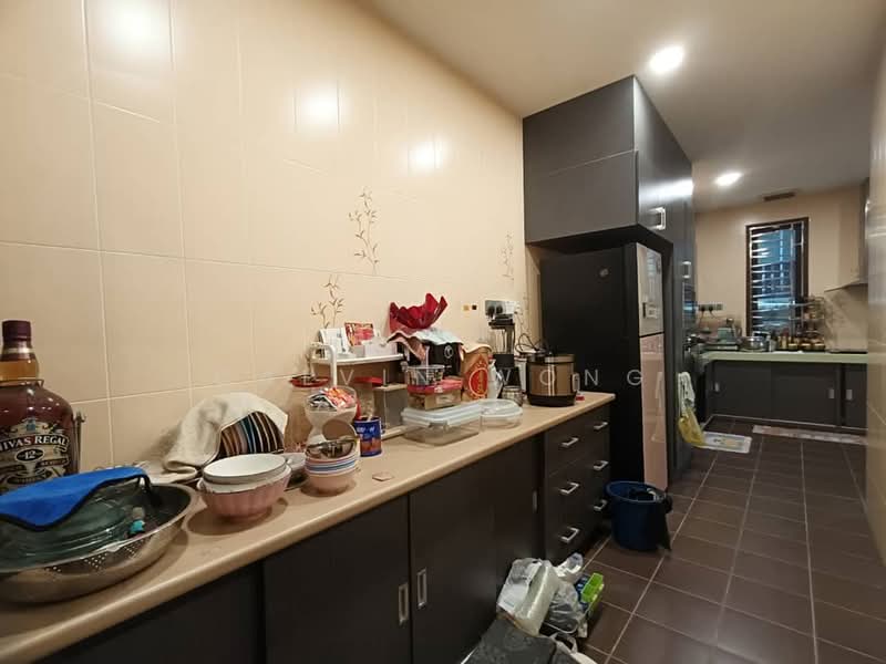 Cluster House for Sale in Austin Heights (Tebrau) - Calvin Wong - Kitchen - PropertyGuru.com.my
