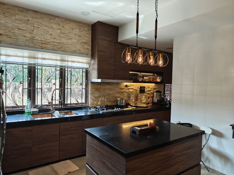 3-storey Terraced House for Sale in Balakong (Selangor) - Aaron Yiong - Kitchen - PropertyGuru.com.my