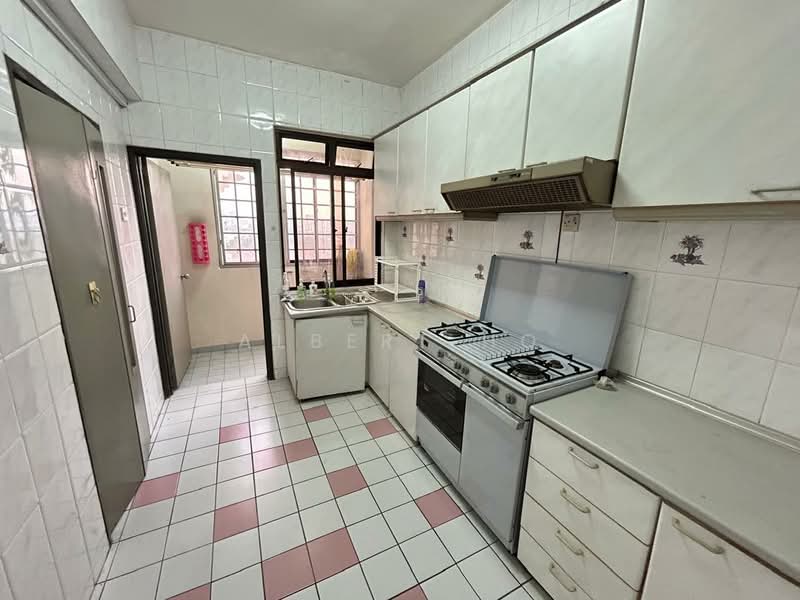 Condominium for Sale at Mutiara Oriental - Albert Ho - Kitchen - PropertyGuru.com.my