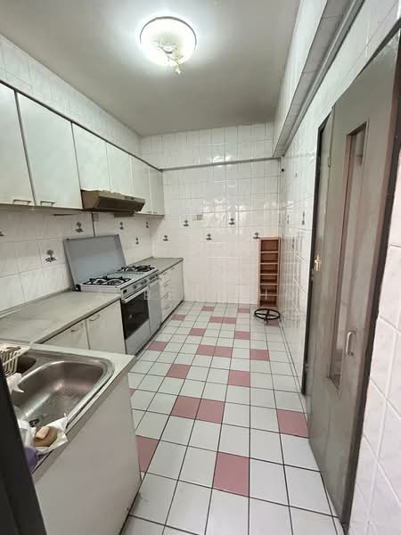 Condominium for Sale at Mutiara Oriental - Albert Ho - Kitchen - PropertyGuru.com.my