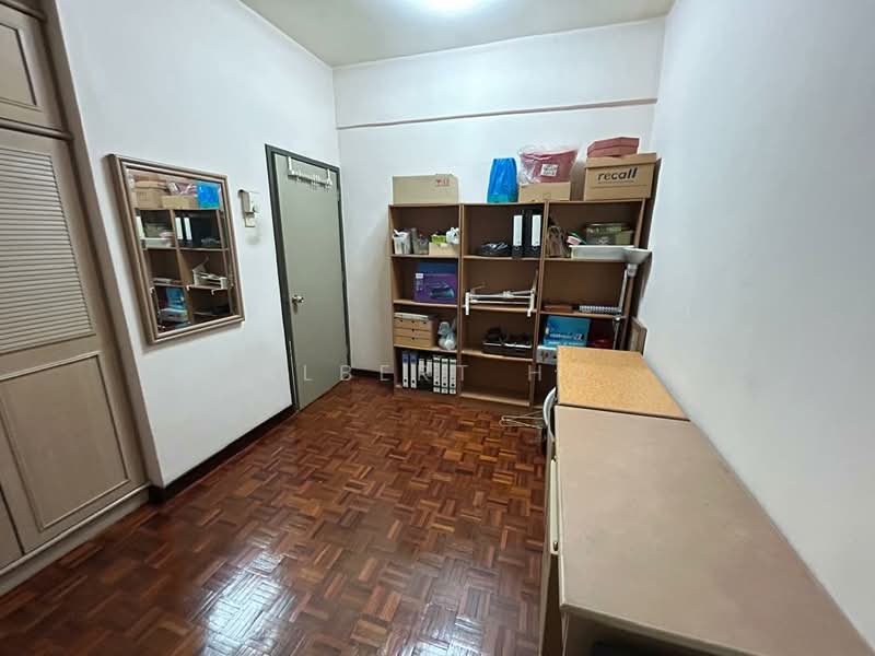 Condominium for Sale at Mutiara Oriental - Albert Ho - Study - PropertyGuru.com.my