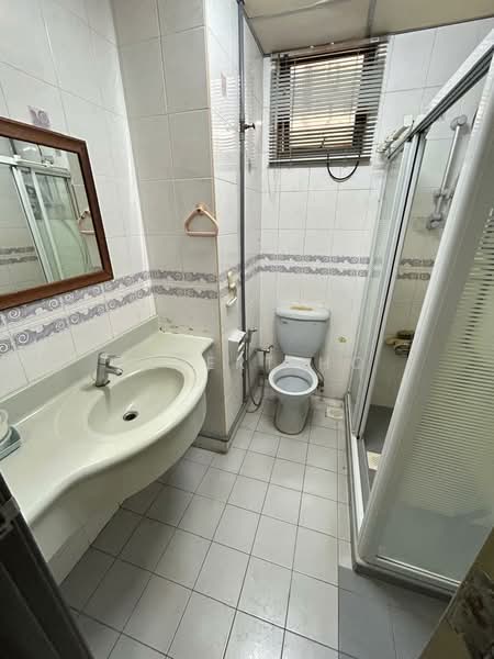 Condominium for Sale at Mutiara Oriental - Albert Ho - Bathroom - PropertyGuru.com.my