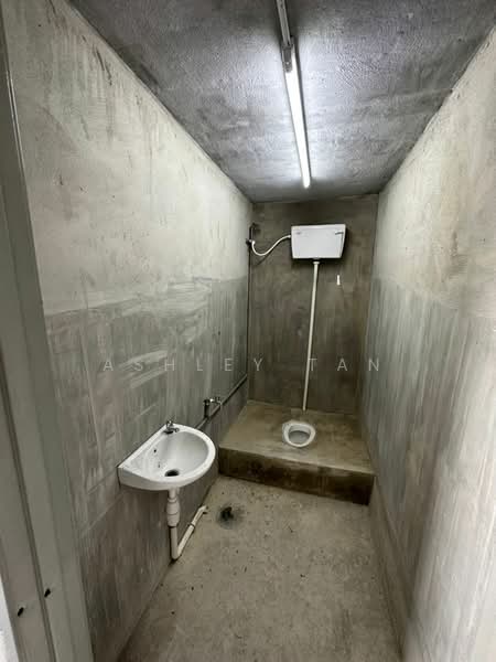 Warehouse for Rent in Jalan Gajah Mati (Bukit Mertajam) - Ashley Tan - Bathroom - PropertyGuru.com.my