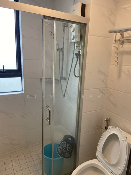 Pangsapuri untuk Disewa di Starview Bay @ Forest City - Alex Cheah - Bathroom - PropertyGuru.com.my
