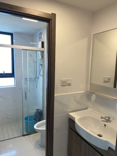 Pangsapuri untuk Disewa di Starview Bay @ Forest City - Alex Cheah - Bathroom - PropertyGuru.com.my